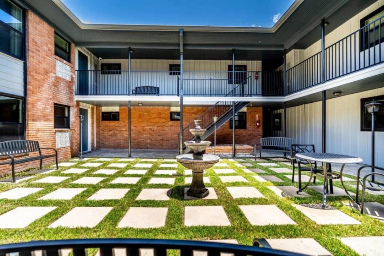 Roomy Urban Apartment Montrose! Free Parking #3 Houston Exterior foto
